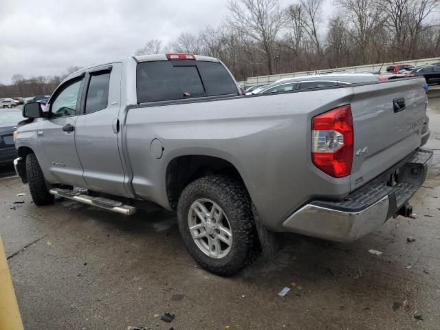 5TFUY5F14GX542758 - 2016 TOYOTA TUNDRA DOUBLE CAB SR/SR5 SILVER photo 2