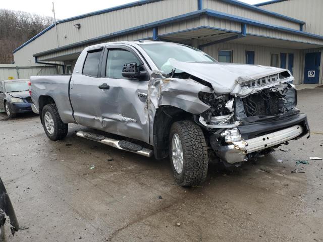 5TFUY5F14GX542758 - 2016 TOYOTA TUNDRA DOUBLE CAB SR/SR5 SILVER photo 4