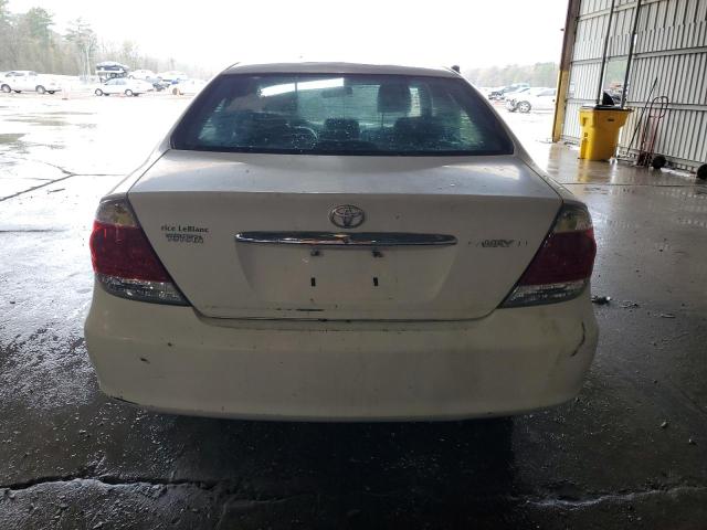 4T1BE32K25U390797 - 2005 TOYOTA CAMRY LE WHITE photo 6