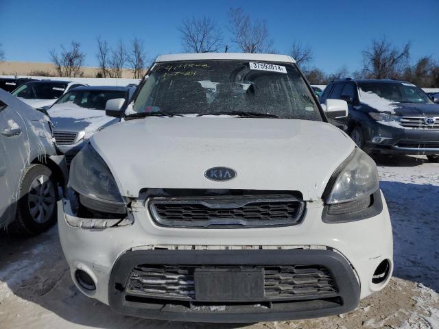 KNDJT2A55C7407647 - 2012 KIA SOUL WHITE photo 5