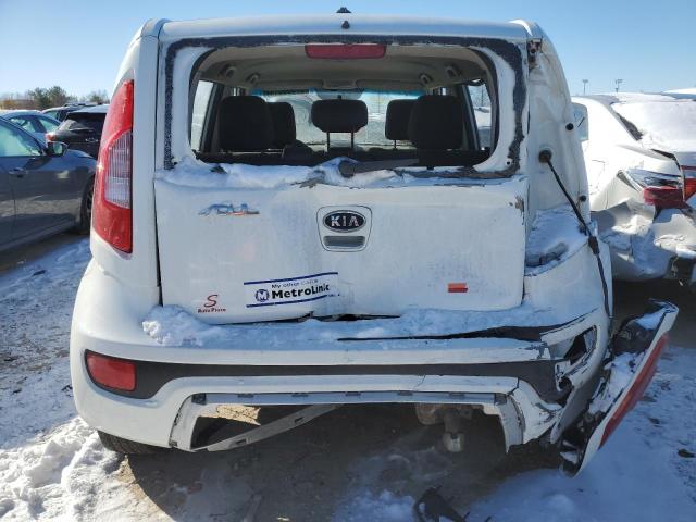 KNDJT2A55C7407647 - 2012 KIA SOUL WHITE photo 6