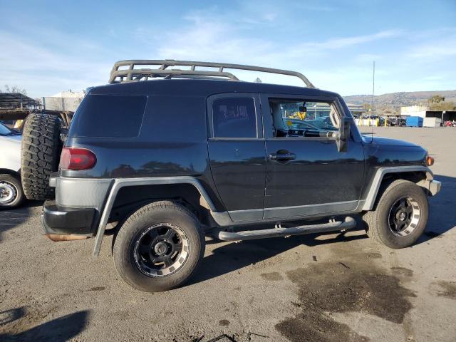 JTEZU11F470012761 - 2007 TOYOTA FJ CRUISER BLACK photo 3