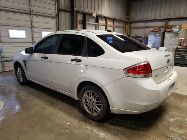 1FAHP35N98W265115 - 2008 FORD FOCUS SE WHITE photo 2