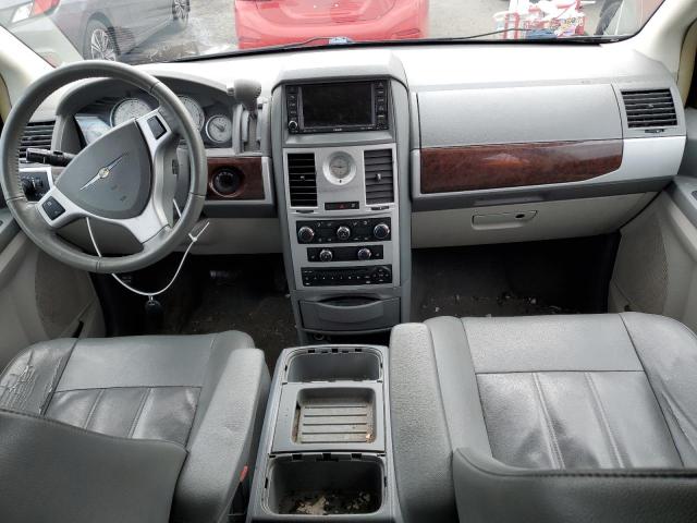 2A4RR5D14AR324325 - 2010 CHRYSLER TOWN & COU TOURING BLUE photo 8