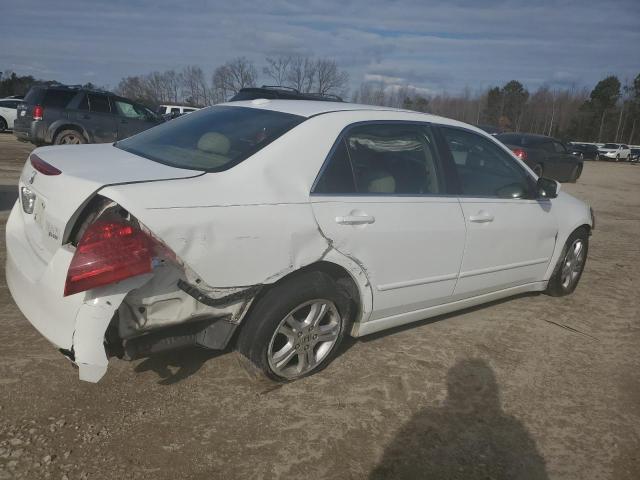 1HGCM56847A035772 - 2007 HONDA ACCORD EX WHITE photo 3