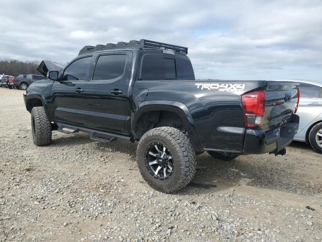 5TFCZ5AN1JX133532 - 2018 TOYOTA TACOMA DOUBLE CAB BLACK photo 2