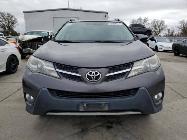 2T3WFREV6FW173639 - 2015 TOYOTA RAV4 XLE GRAY photo 5