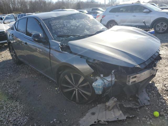 1N4BL4CV1LC140680 - 2020 NISSAN ALTIMA SR GRAY photo 4