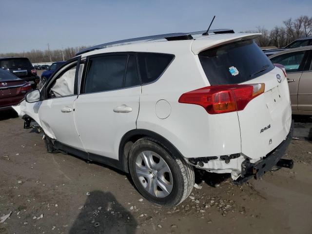 JTMBFREV0FD168013 - 2015 TOYOTA RAV4 LE WHITE photo 2