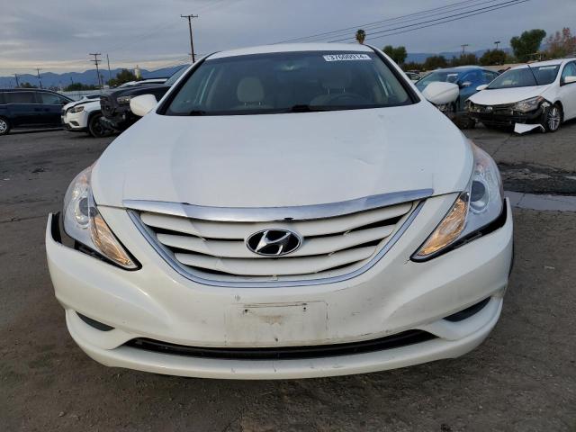 5NPEB4AC9CH373092 - 2012 HYUNDAI SONATA GLS WHITE photo 5