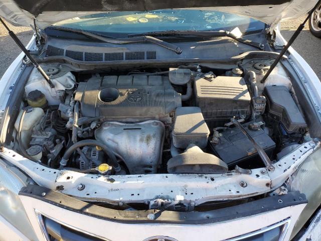 4T1BF3EK9BU581735 - 2011 TOYOTA CAMRY BASE WHITE photo 11