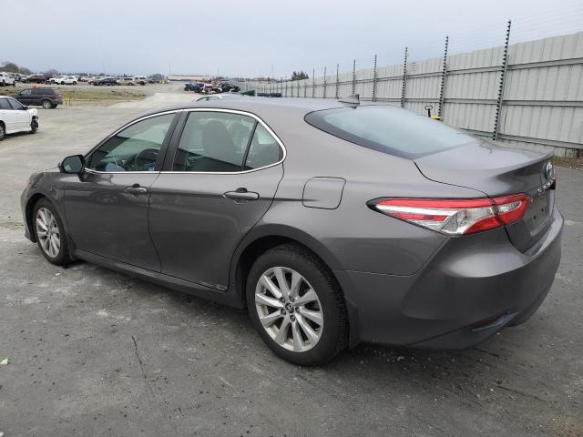 4T1B11HK2KU781368 - 2019 TOYOTA CAMRY L GRAY photo 2