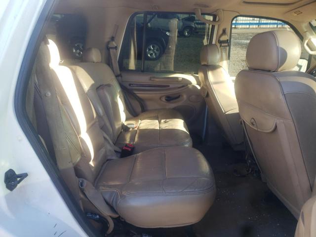 5LMFU28A5YLJ33072 - 2000 LINCOLN NAVIGATOR თეთრი ფოტო 10