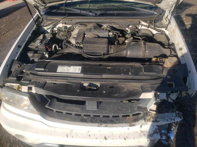 5LMFU28A5YLJ33072 - 2000 LINCOLN NAVIGATOR თეთრი ფოტო 11