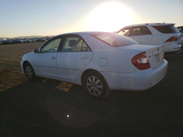 4T1BE32K23U212563 - 2003 TOYOTA CAMRY LE WHITE photo 2