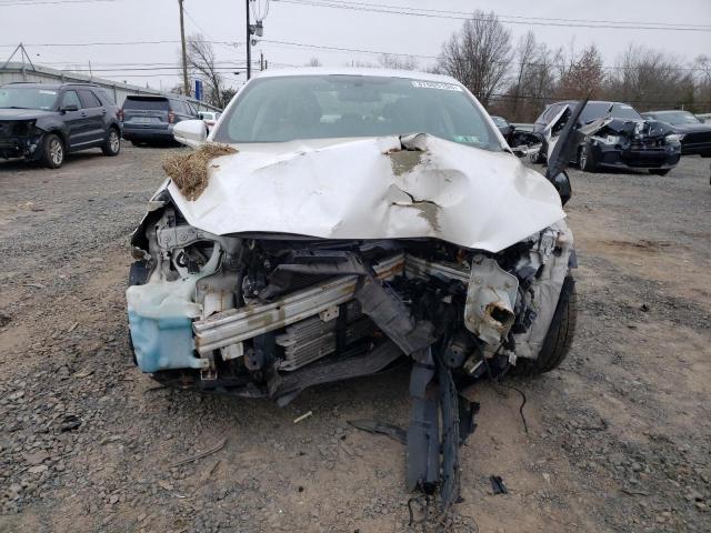 3FA6P0LU9FR156752 - 2015 FORD FUSION SE HYBRID WHITE photo 5