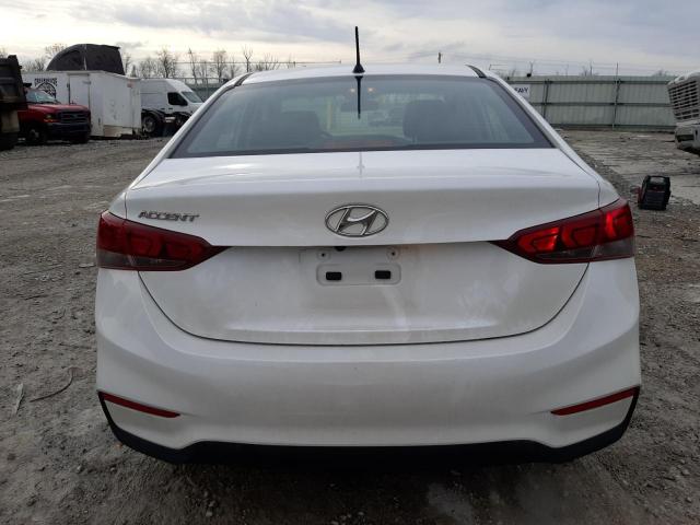 3KPC24A33JE010814 - 2018 HYUNDAI ACCENT SE WHITE photo 6