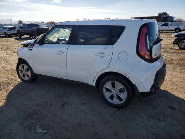 KNDJN2A21G7328322 - 2016 KIA SOUL WHITE photo 2