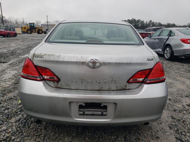 4T1BK36B26U067970 - 2006 TOYOTA AVALON XL SILVER photo 6