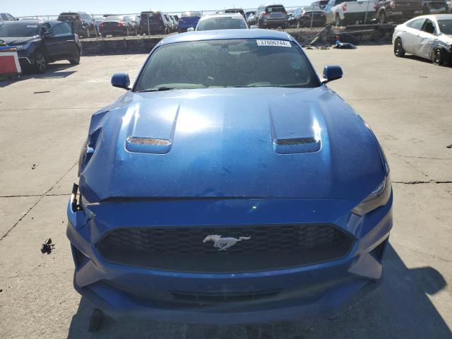 1FA6P8TH5J5162805 - 2018 FORD MUSTANG BLUE photo 5