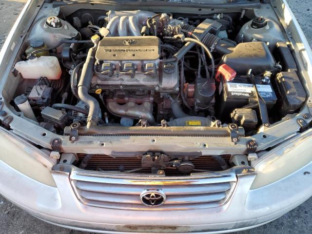 JT2BF28K310305074 - 2001 TOYOTA CAMRY LE SILVER photo 11