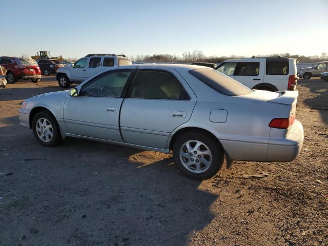 JT2BF28K310305074 - 2001 TOYOTA CAMRY LE SILVER photo 2