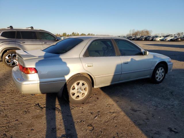 JT2BF28K310305074 - 2001 TOYOTA CAMRY LE SILVER photo 3