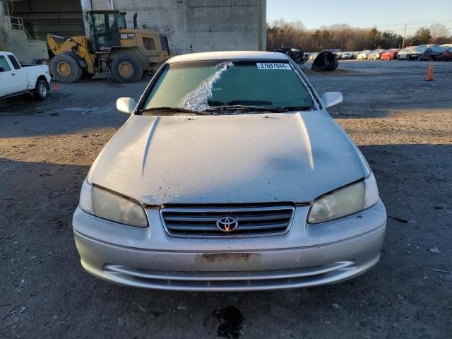 JT2BF28K310305074 - 2001 TOYOTA CAMRY LE SILVER photo 5