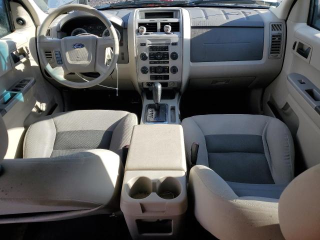 1FMCU93188KB26161 - 2008 FORD ESCAPE XLT SILVER photo 8