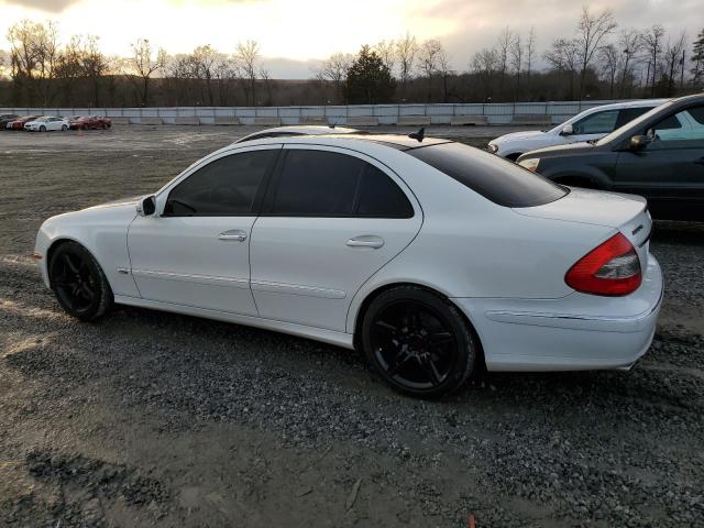 WDBUF56X48B352059 - 2008 MERCEDES-BENZ E 350 WHITE photo 2