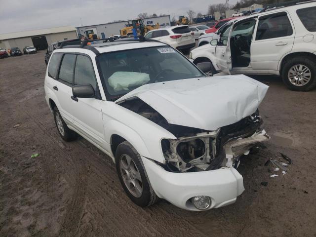JF1SG656X4H750409 - 2004 SUBARU FORESTER 2.5XS Белый фото 4