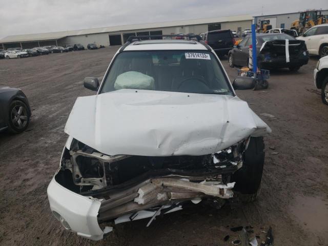 JF1SG656X4H750409 - 2004 SUBARU FORESTER 2.5XS Белый фото 5