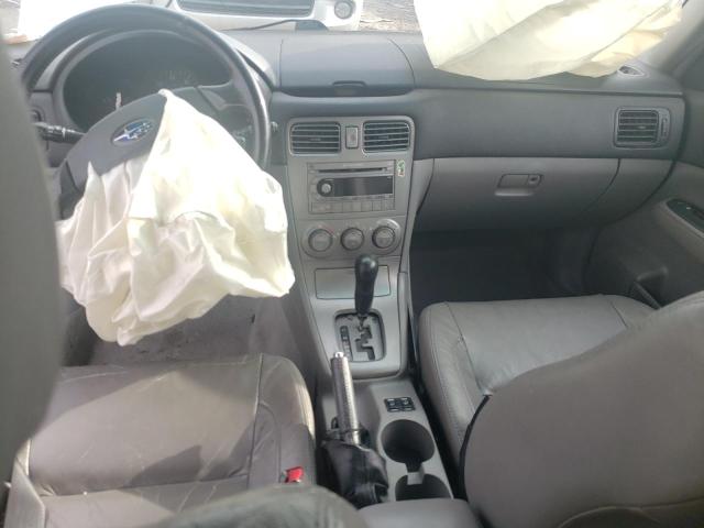 JF1SG656X4H750409 - 2004 SUBARU FORESTER 2.5XS Белый фото 8