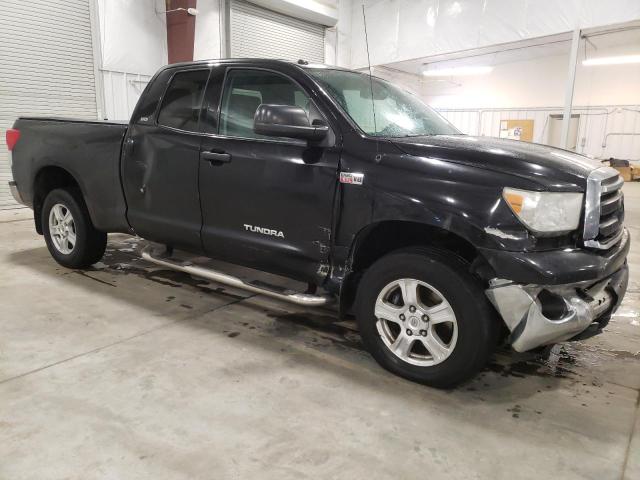 5TFUW5F17BX194792 - 2011 TOYOTA TUNDRA DOUBLE CAB SR5 BLACK photo 4