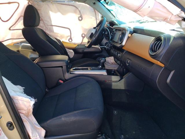 3TMCZ5AN5JM140408 - 2018 TOYOTA TACOMA DOUBLE CAB 棕色 照片 7