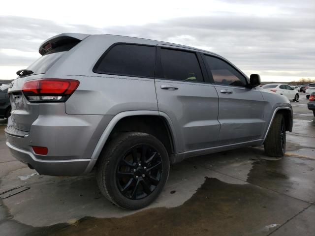 1C4RJFAG5JC466526 - 2018 JEEP GRAND CHER LAREDO Plata foto 3