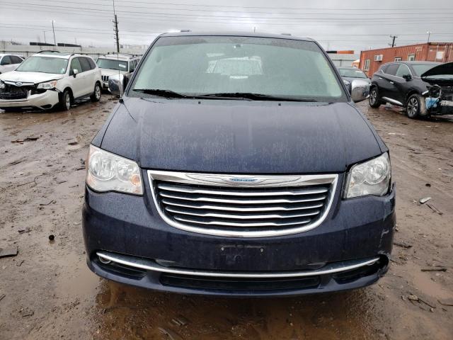 2C4RC1CG9FR663000 - 2015 CHRYSLER TOWN & COU TOURING L BLUE photo 5