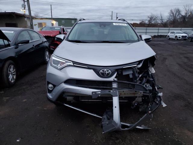 2T3DFREV6HW589460 - 2017 TOYOTA RAV4 LIMITED SILVER photo 5