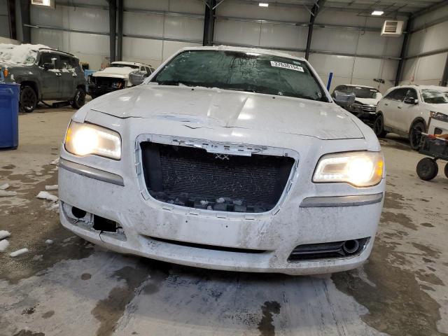 2C3CCACG2CH223115 - 2012 CHRYSLER 300 LIMITED WHITE photo 5