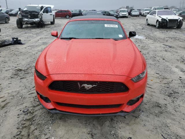 1FATP8UH6H5217841 - 2017 FORD MUSTANG RED photo 5