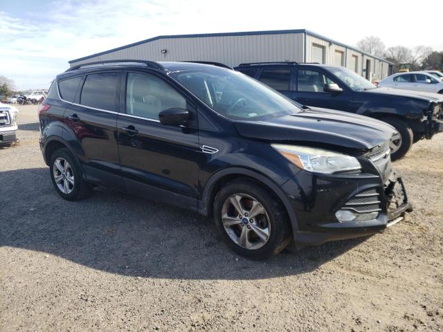 1FMCU9GX4DUC06702 - 2013 FORD ESCAPE SE BLACK photo 4