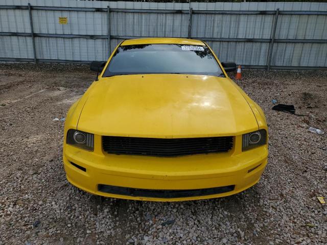 1ZVFT82H265236600 - 2006 FORD MUSTANG GT YELLOW photo 5