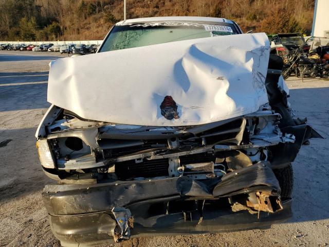 1FTRF17243NA64679 - 2003 FORD F150 WHITE photo 5