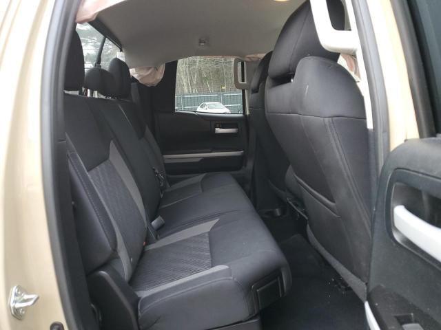 5TFUM5F10HX073634 - 2017 TOYOTA TUNDRA DOUBLE CAB SR/SR5 TAN photo 10