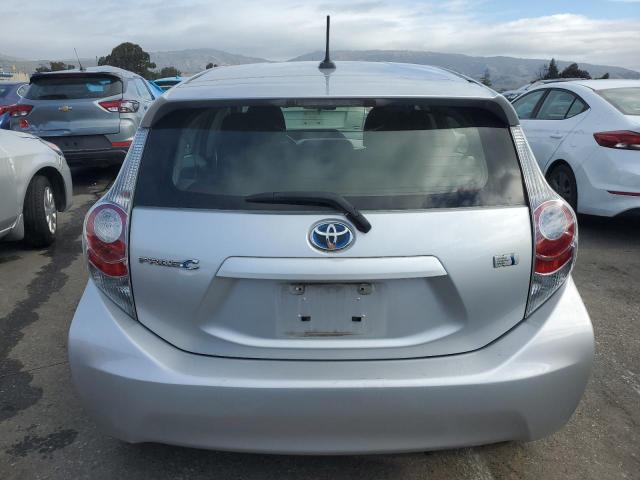 JTDKDTB33C1022904 - 2012 TOYOTA PRIUS C SILVER photo 6