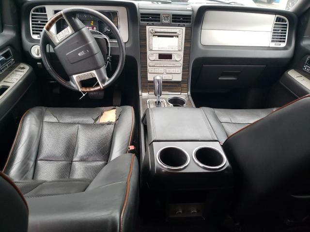 5LMFU28507LJ16472 - 2007 LINCOLN NAVIGATOR შავი ფოტო 8