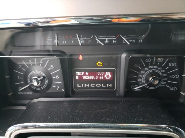 5LMFU28507LJ16472 - 2007 LINCOLN NAVIGATOR შავი ფოტო 9