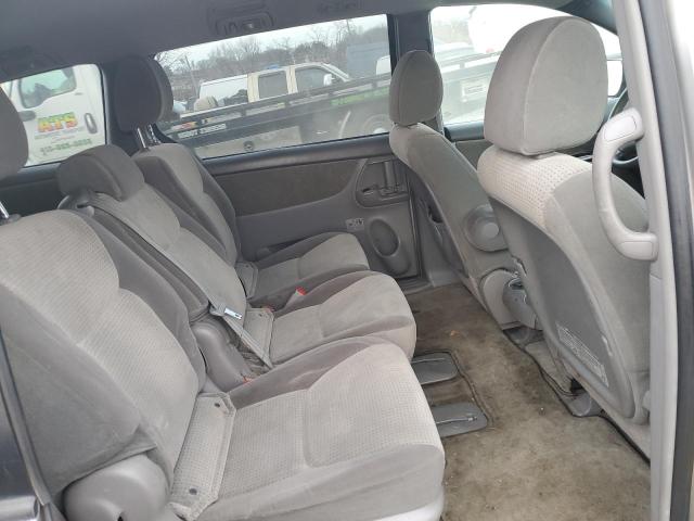 5TDZK23C79S255239 - 2009 TOYOTA SIENNA CE TAN photo 11