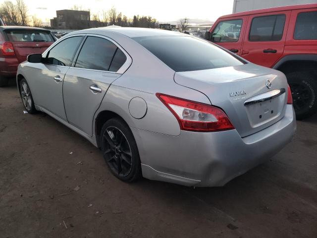 1N4AA5AP4BC828229 - 2011 NISSAN MAXIMA S SILVER photo 2