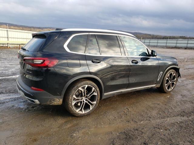 5UXCR6C04M9D76527 - 2021 BMW X5 XDRIVE40I BLACK photo 3